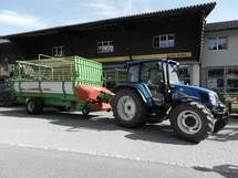 Ladewagen - F.Keller Technik AG – Bau-. Land– und Kommunalmaschinen - Dorfstrasse 7 8489 Schalchen