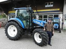 NEW HOLLAND  - F.Keller Technik AG –Dorfstrasse 7 8489 Schalchen