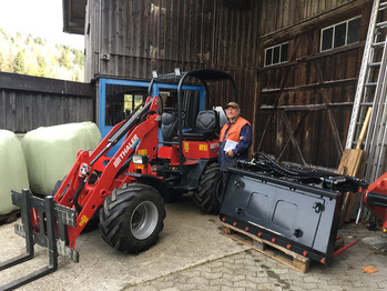 THALER Typ 2848S - F.Keller Technik AG – Bau-. Land– und Kommunalmaschinen - Dorfstrasse 7 8489 Schalchen